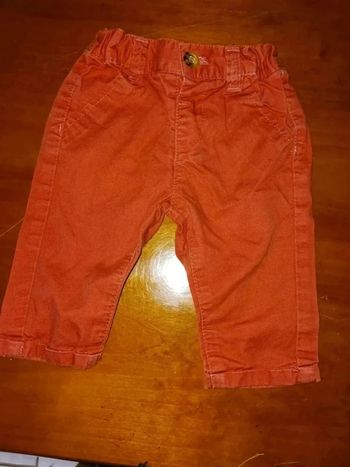 Pantalon bordeaux 3 mois kiabi