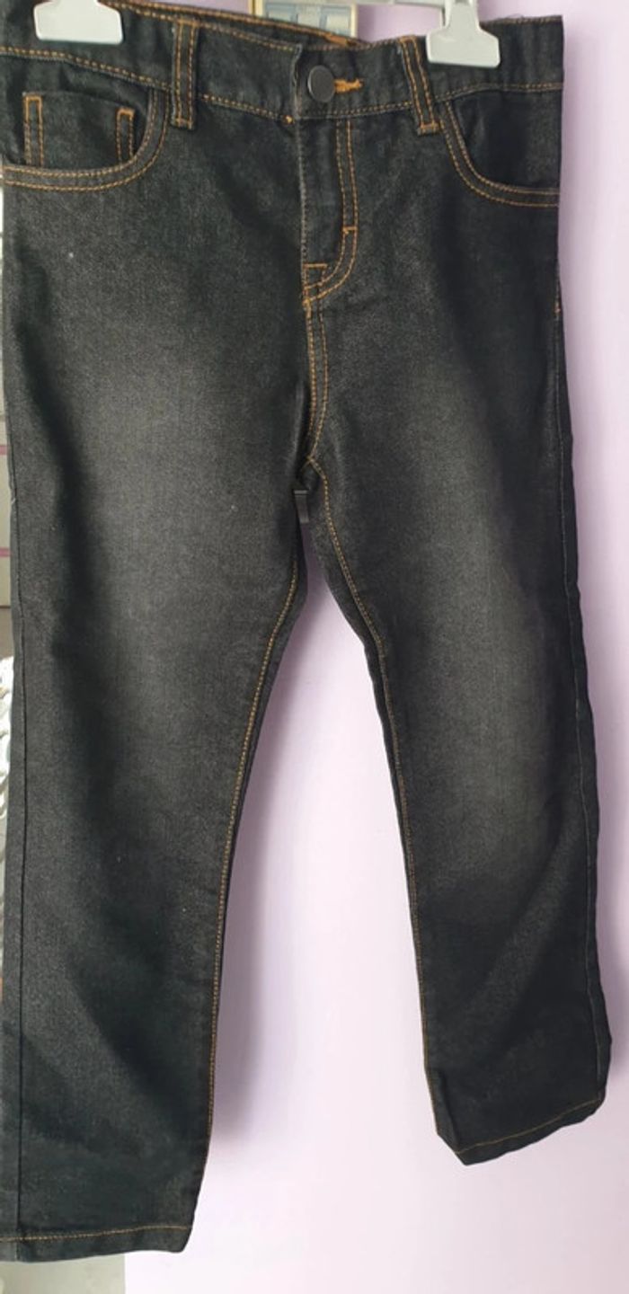 Jeans garçon noir taille 7/8ans