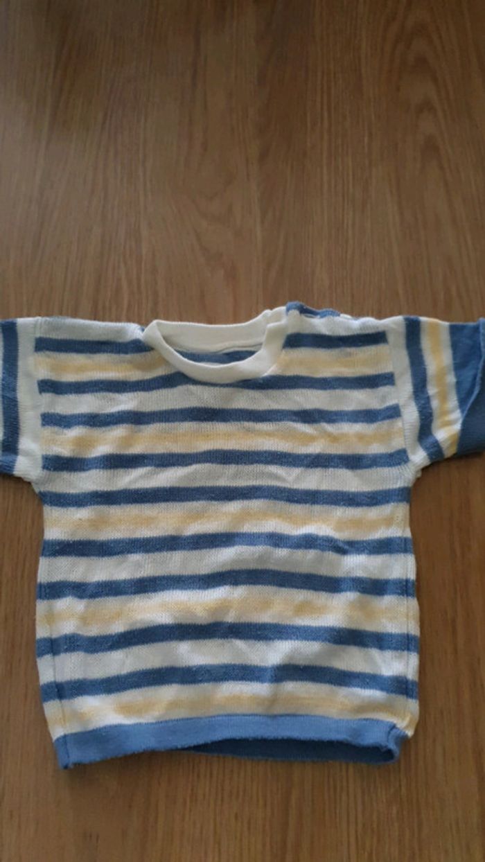 pull 6 a 12 mois raye