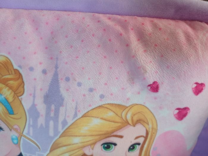 Lot de 2 coussins princesses Disney - photo numéro 3