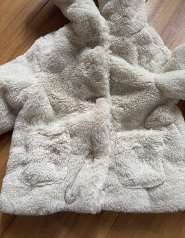 Manteau fourrure / peluche avec capuche crème / tex baby / 12 mois / 74 cm - photo numéro 5