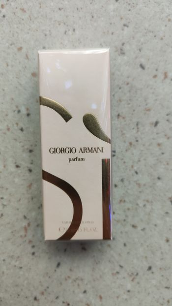 Si parfum Giorgio Armani