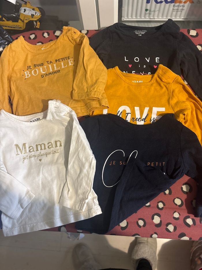 ensemble de 5 hauts kiabi bébé fille