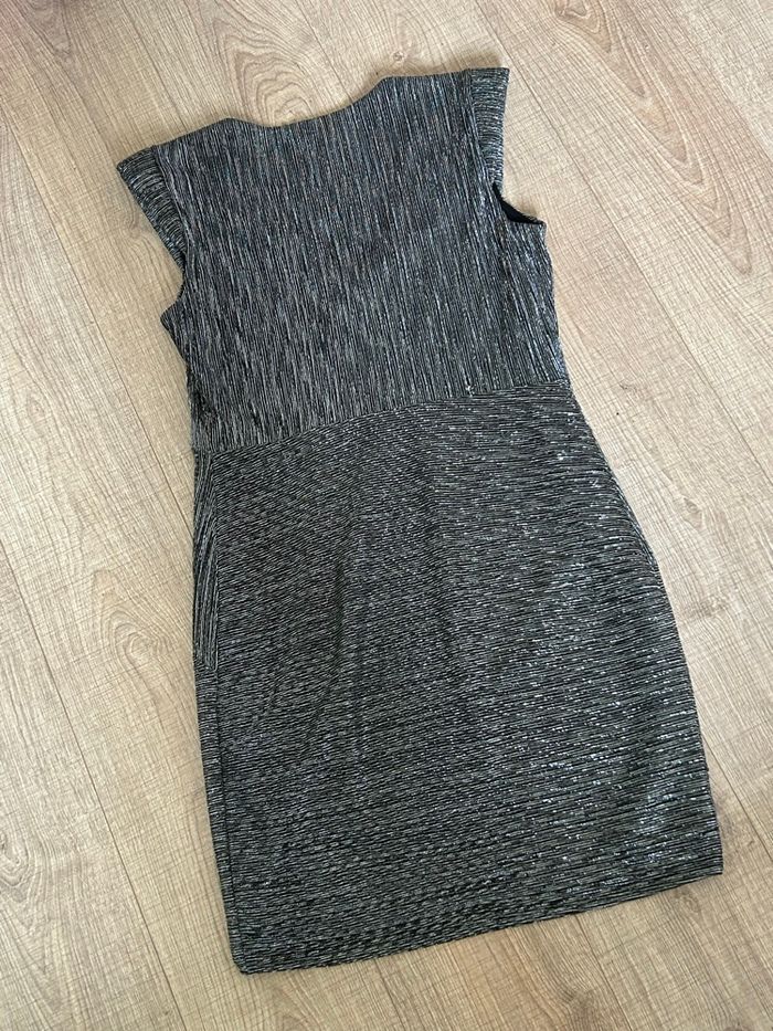 Robe brillante à manches courtes Morgan taille L excellent état - photo numéro 8
