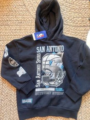 Sweat à capuche NBA Spurs San Antonio 9-10 ans neuf