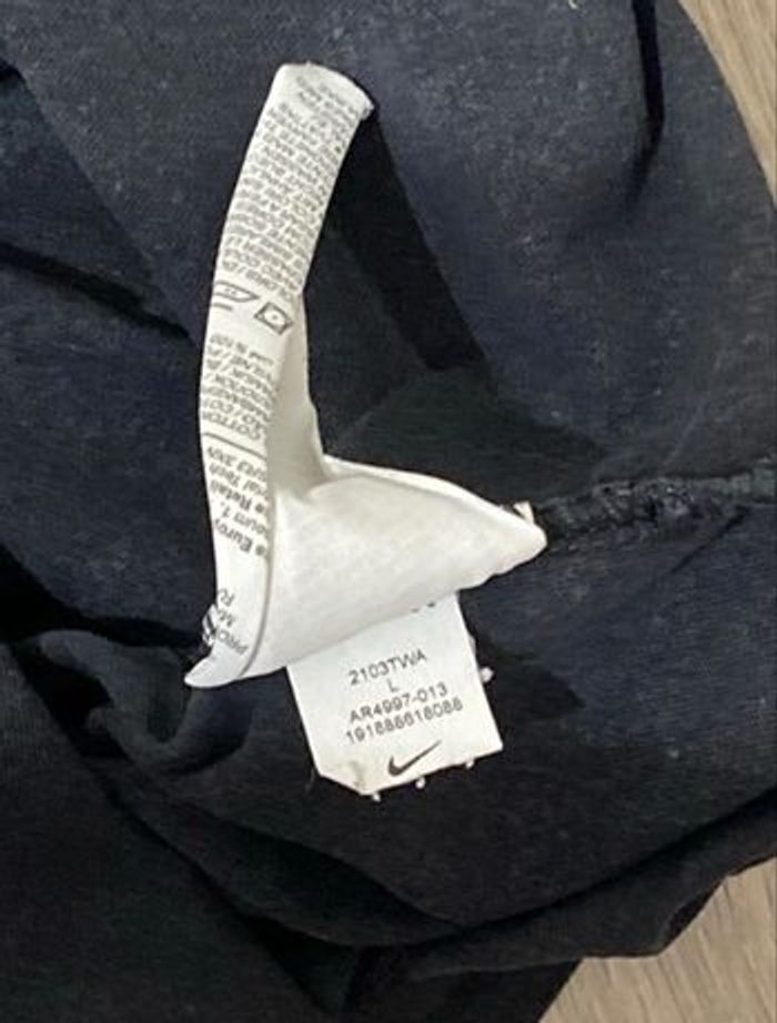 Tshirt Nike noir - photo numéro 4