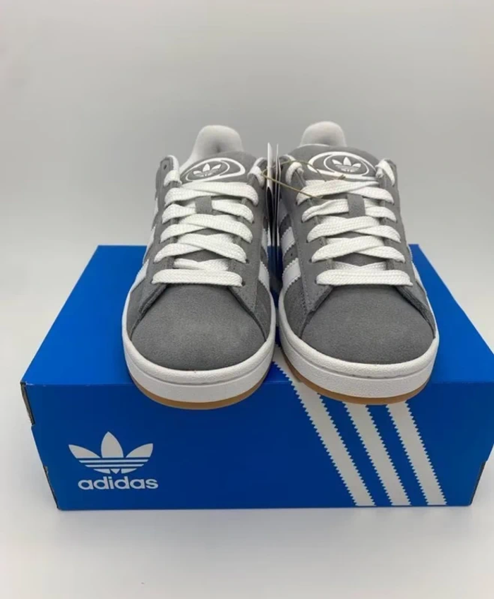 Adidas  CAMPUS 00s taille 42 - photo numéro 2