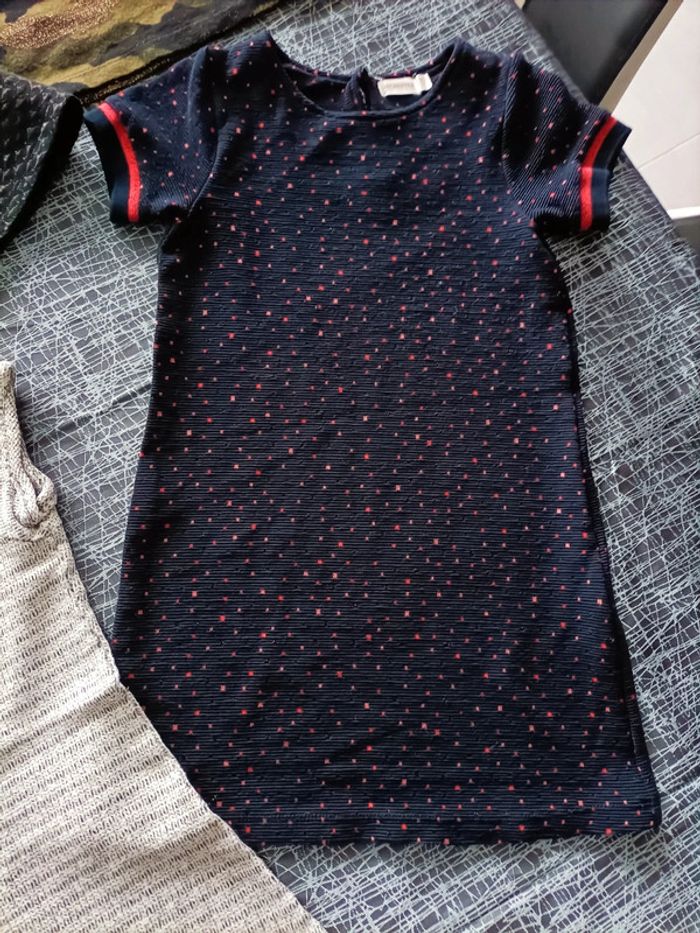 Lot 6 robes 8 ans - photo numéro 4