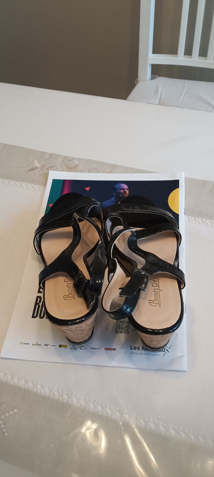 Chaussures neuves - photo numéro 10