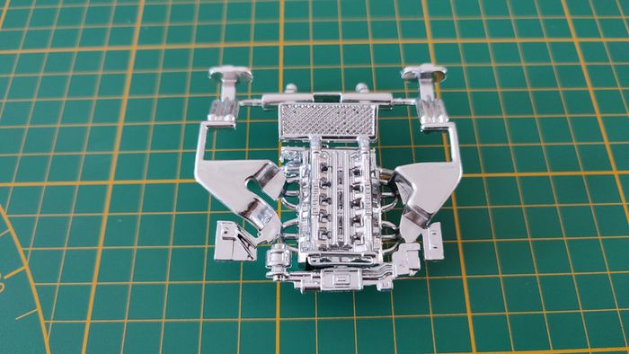 Moteur pièce détachée miniature Burago BBurago Bugatti EB110 1991 1/24 #B75