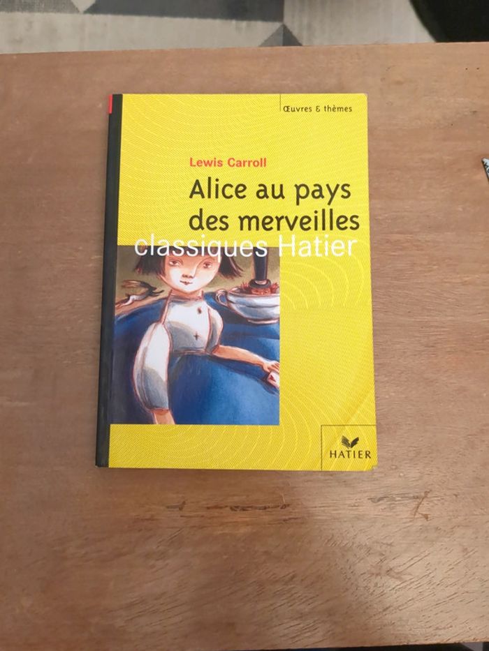 Lewis Caroll - Alice au pays des merveilles
