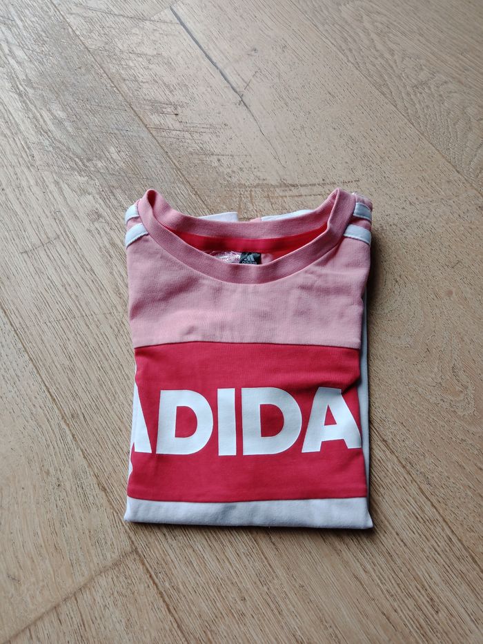 Tee-shirt Adidas rose et blanc – Taille 5 ans - photo numéro 4