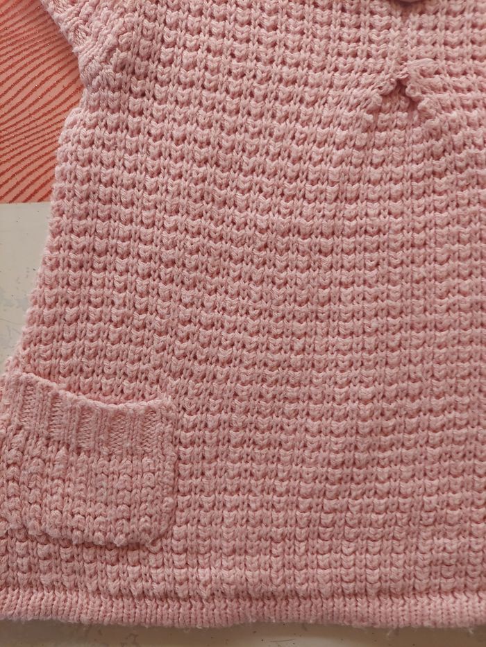 Petit pull sans manches 4ans - photo numéro 4