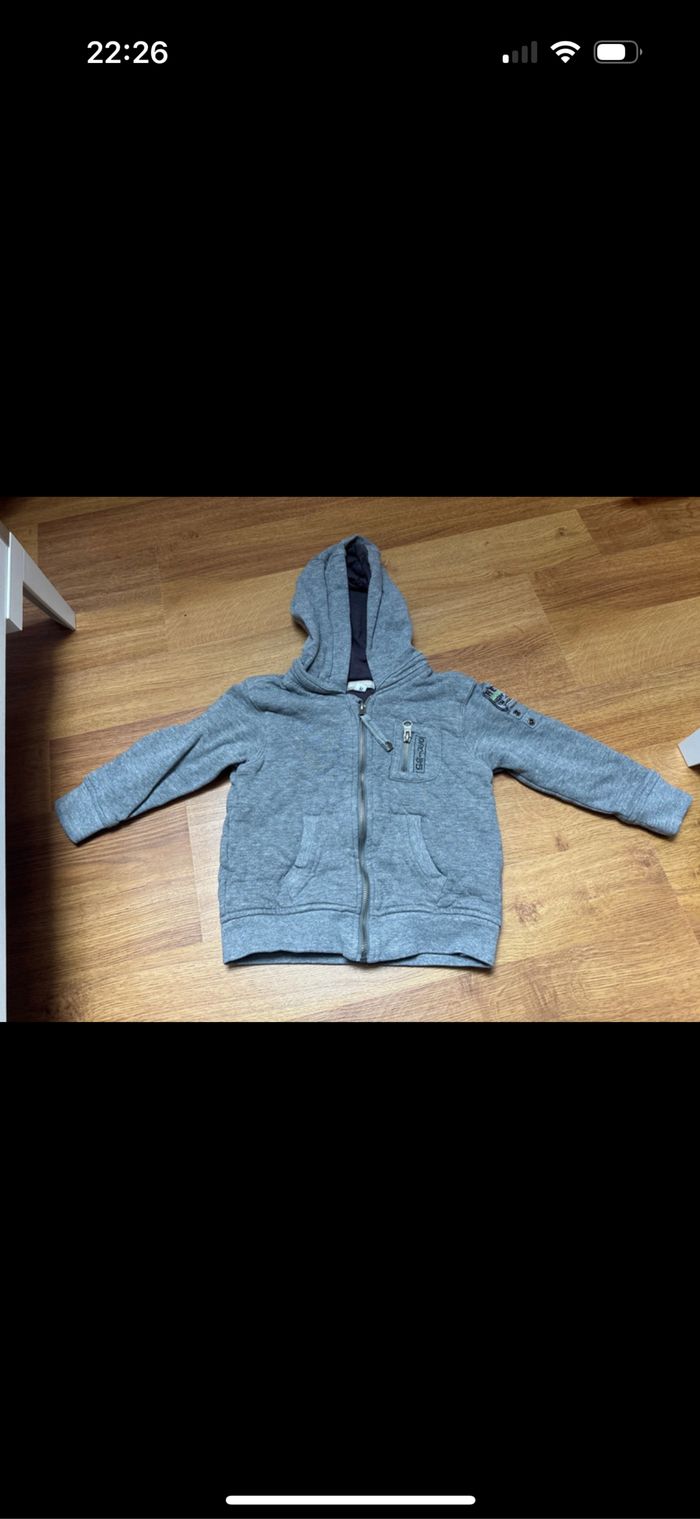 Veste/ gilet/ sweat à capuche zipper garçon orchestra 3 ans