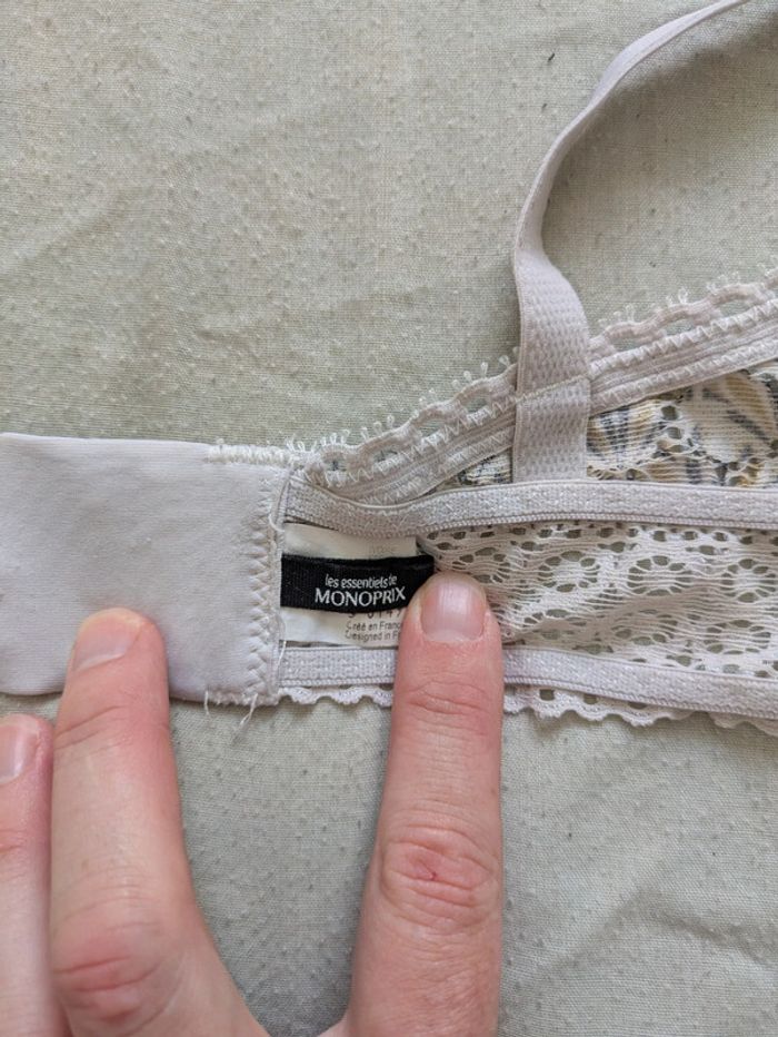 Soutien gorge 85B - photo numéro 4