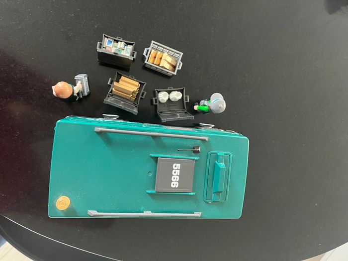 Camion/fourgon Playmobil “convoyeur de fonds” (réf. 5566) - photo numéro 4