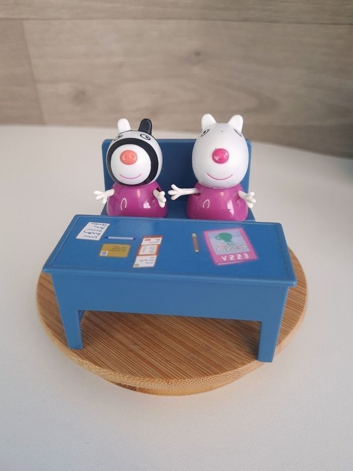 salle de classe peppa pig
