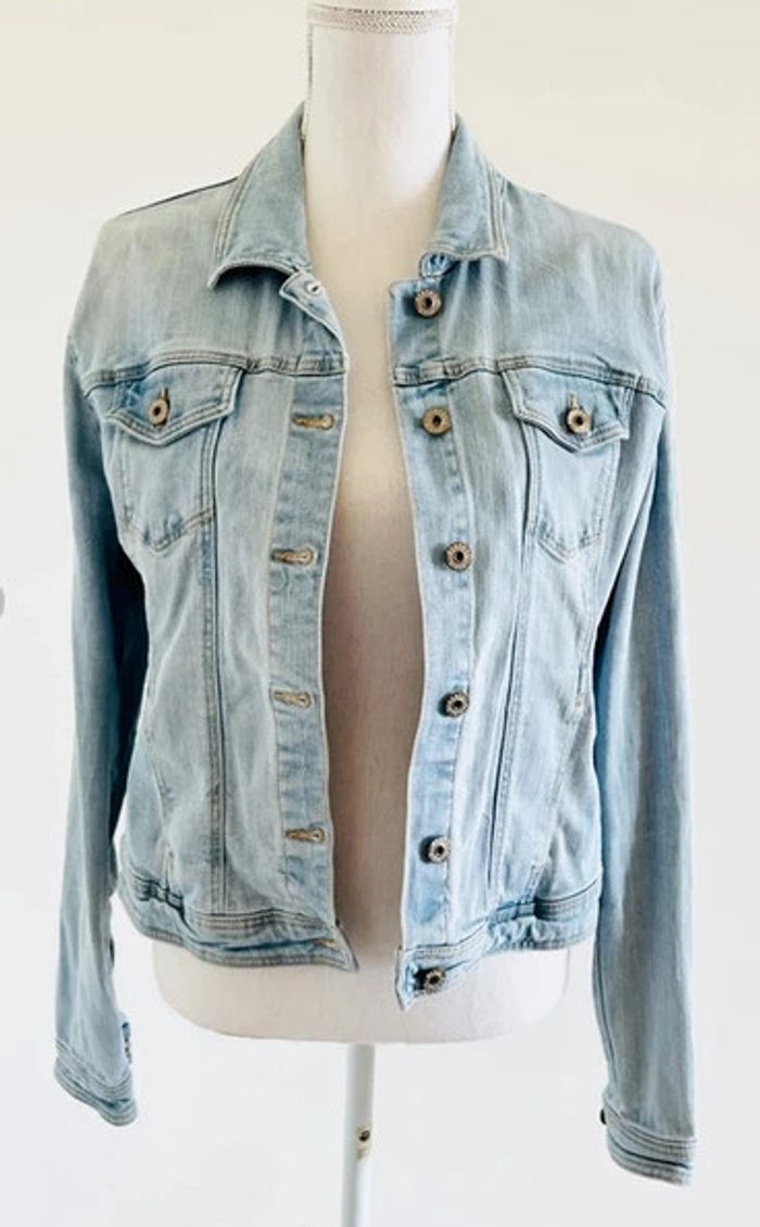 Veste en jean Bershka - photo numéro 2