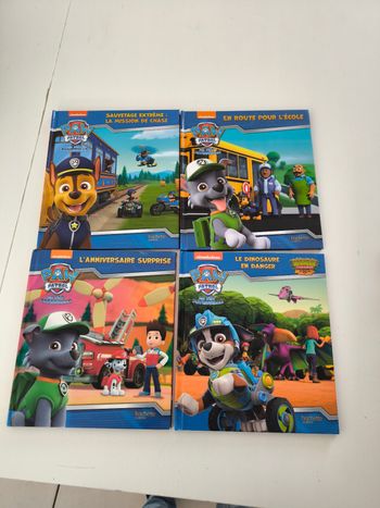 4 livres de la Paw patrouille