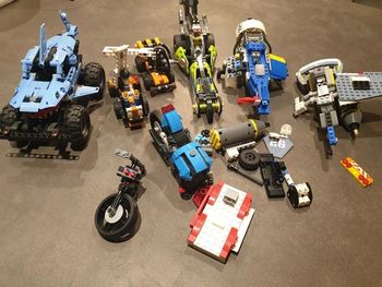Lot véhicules lego
