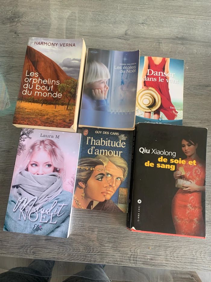 Lot de livres , maudit noel , qiu xiaolong de soir et de sang , les orphelins du bout du monde