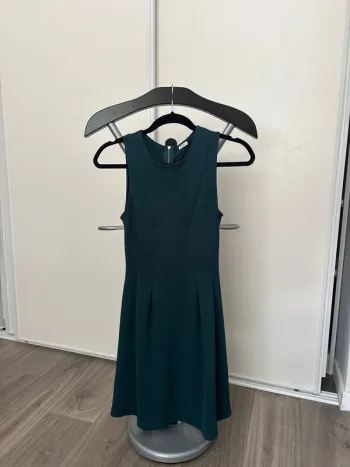 Robe cintrée