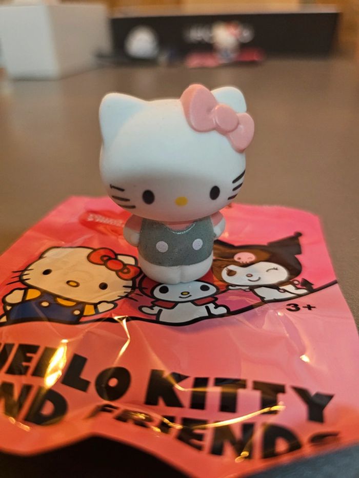 Hello kitty