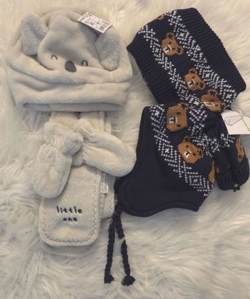 (Neufs non portés)🏷🏷🤩🥰💙💙💙 lot bonnets ,moufles,snood/écharpe 3mois Garçon 🥰💙