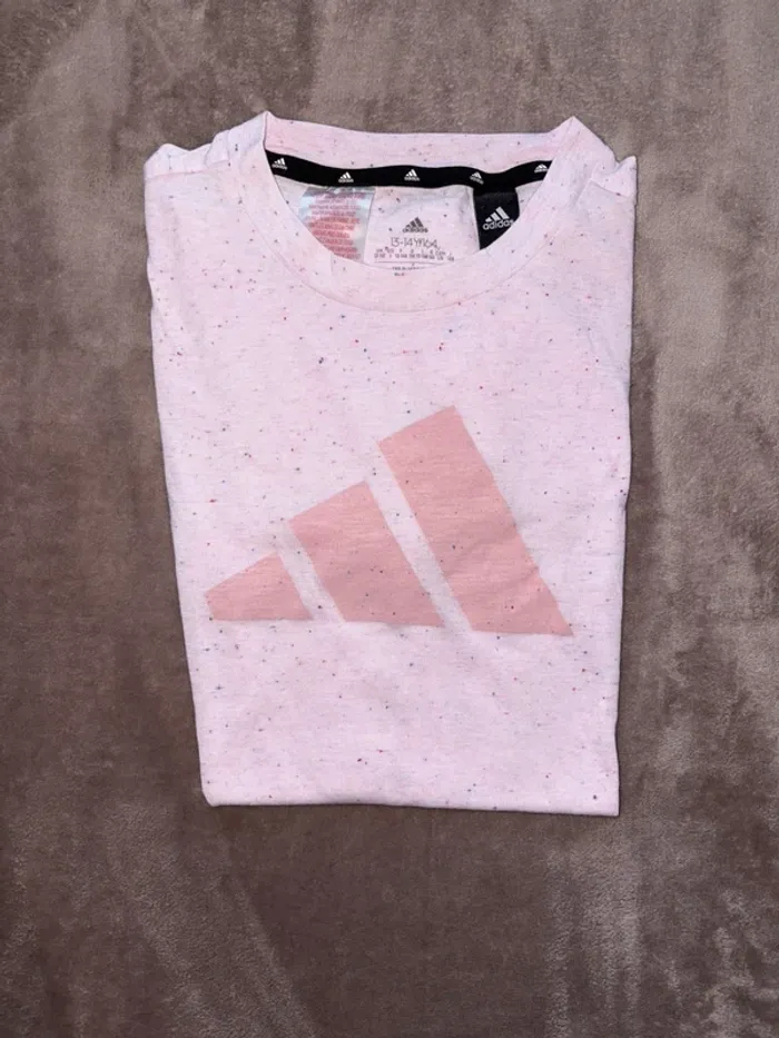 T-shirt Adidas rose taille 14 ans fille en très bon état - photo numéro 3