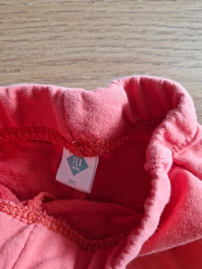 Pantalon 3 mois - photo numéro 2