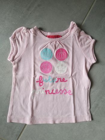 T-shirt manche courte en 6 mois