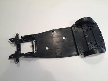 Châssis inférieur pièce détachée miniature 1/18 Solido Citroën traction type 11 B 1938 #A32