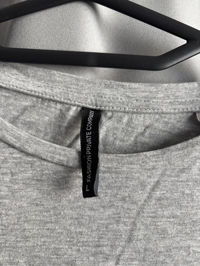 TEE shirt femme - photo numéro 2