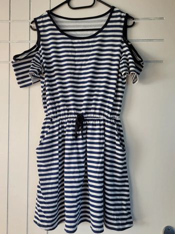 Robe épaules dénudées