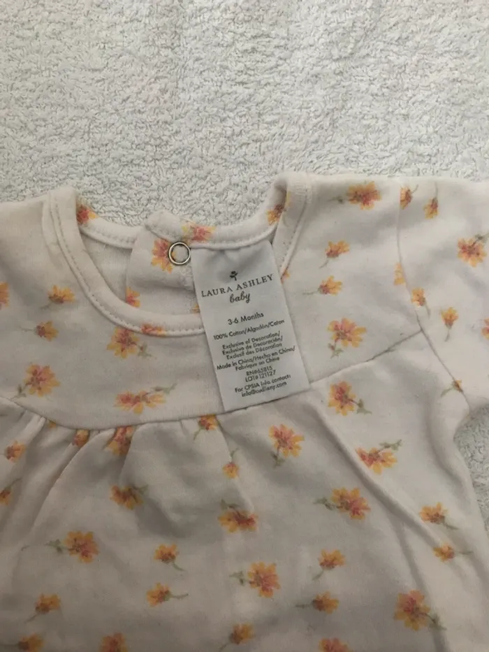 Ensemble t-shirt et pantalon - photo numéro 2
