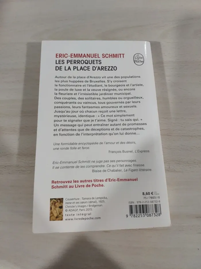 Livre poche les perroquets de la place Arezzo Schmitt - photo numéro 6