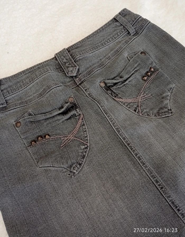 Petite jupe en jean t36 - photo numéro 2