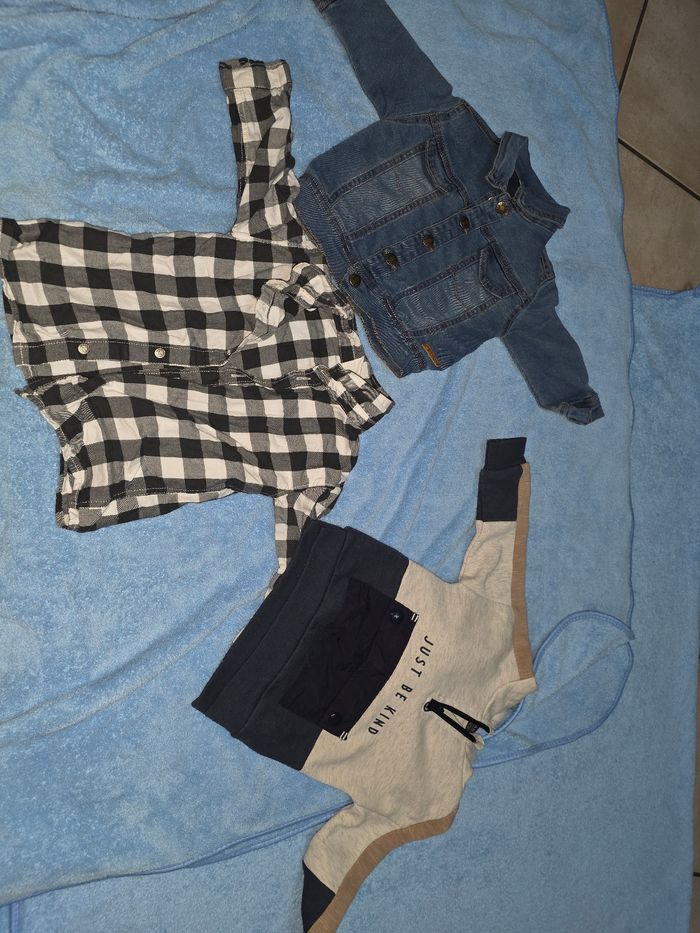 Lot vêtements garçon  6 mois - photo numéro 3
