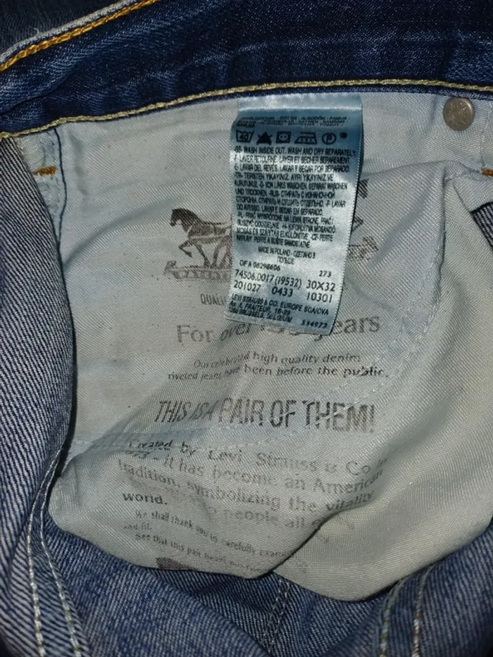 Jeans troué Levi's - photo numéro 4