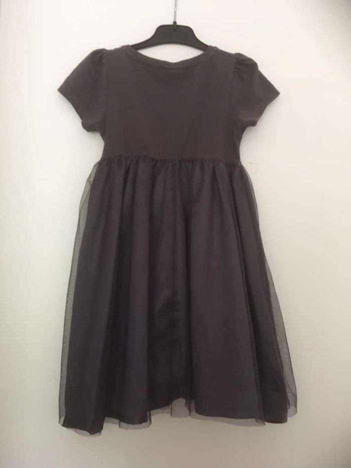 Robe Barbie 4/5 ans (DON) - photo numéro 3