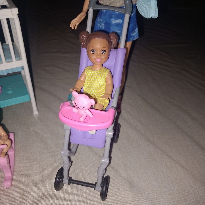Barbie Skipper baby-sitter - photo numéro 4