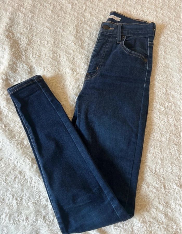 Lévis super skinny femme