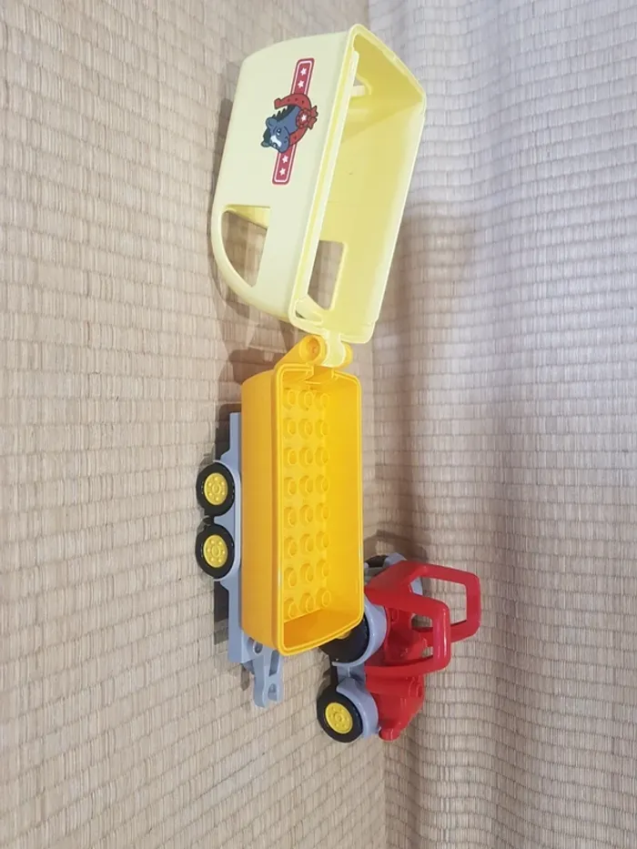Tracteur et van à chevaux lego duplo - photo numéro 5