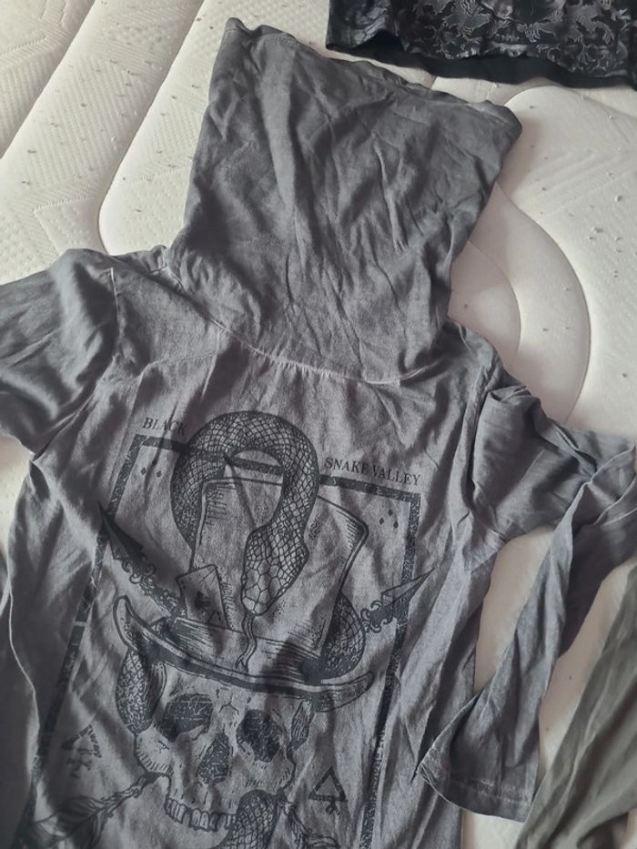 Lot t.shirt 10ans - photo numéro 3