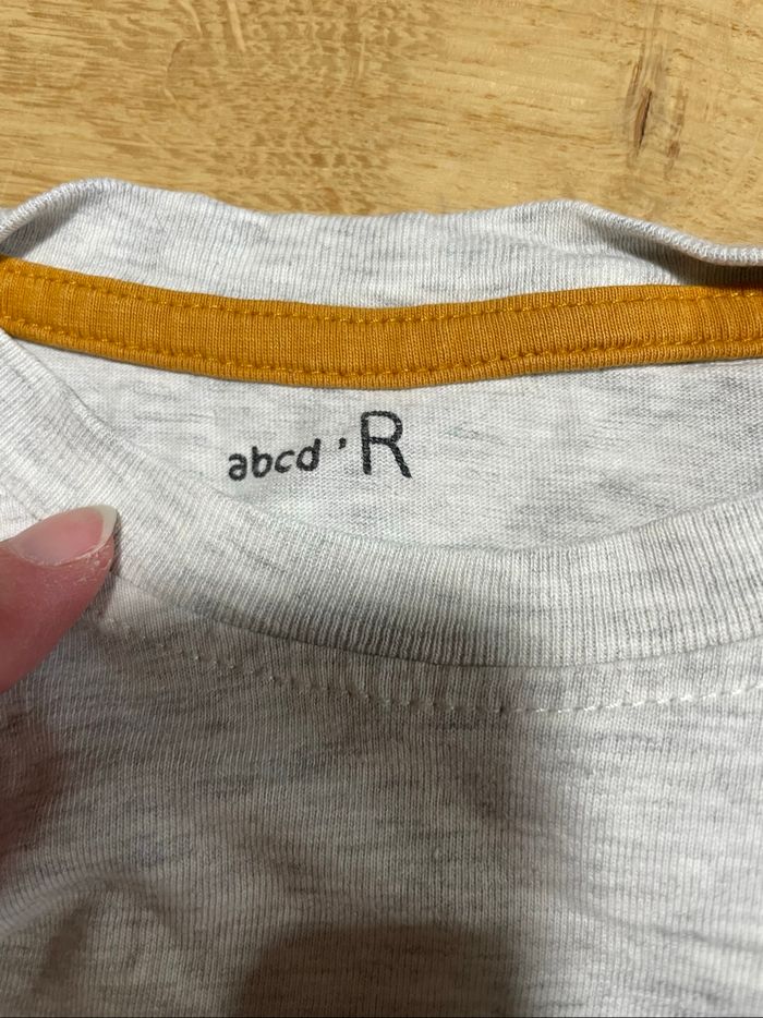 Lot 3 tshirts manches longues 8 ans - photo numéro 5