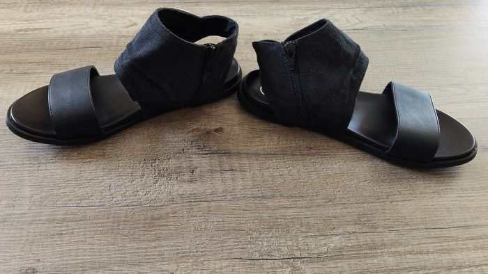 Chaussures femme neuves taille 38 - photo numéro 3