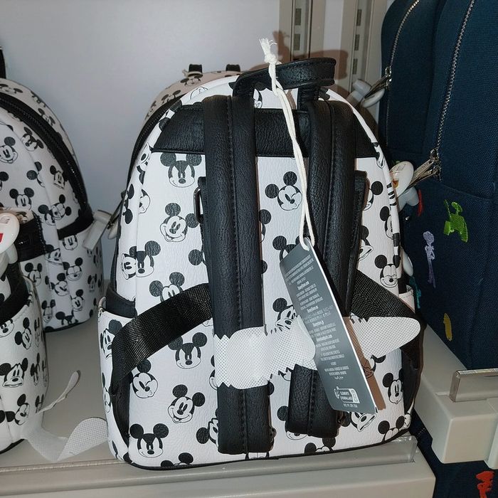 Pick-up sac Loungefly Mickey Disney - photo numéro 2