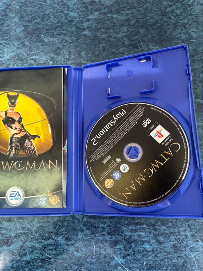 PS2 catwoman - photo numéro 2