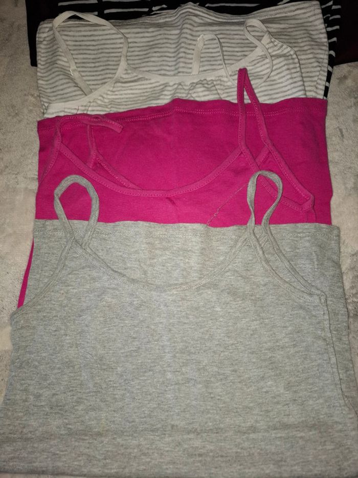 lot de top femme - photo numéro 2