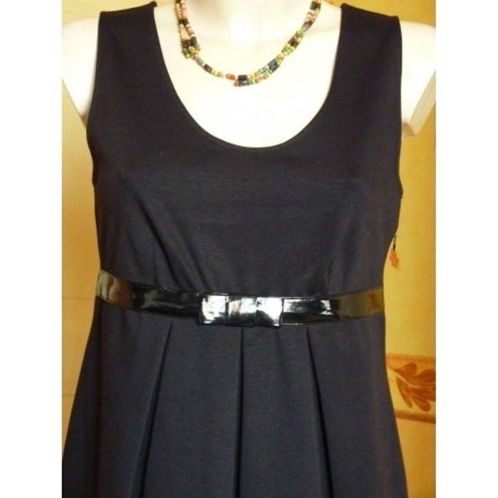 Robe noire Alain Manoukian - Taille 38 - photo numéro 2